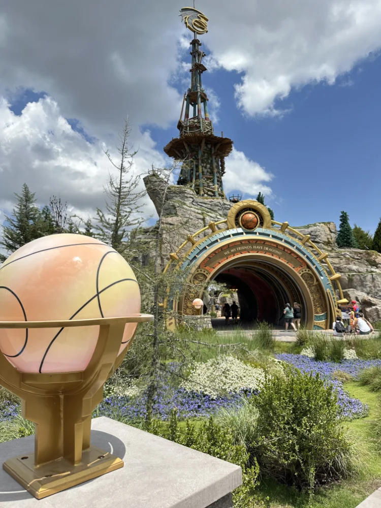 The entrance to the How to Train Your Dragon area at Epic Universe